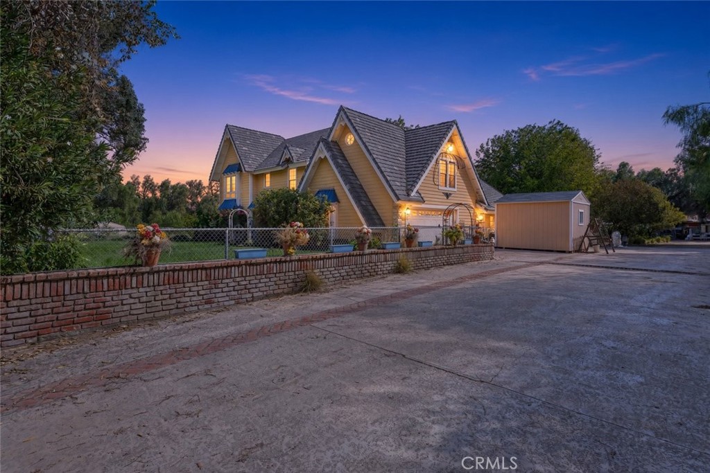 32162 Leslie Street — photo