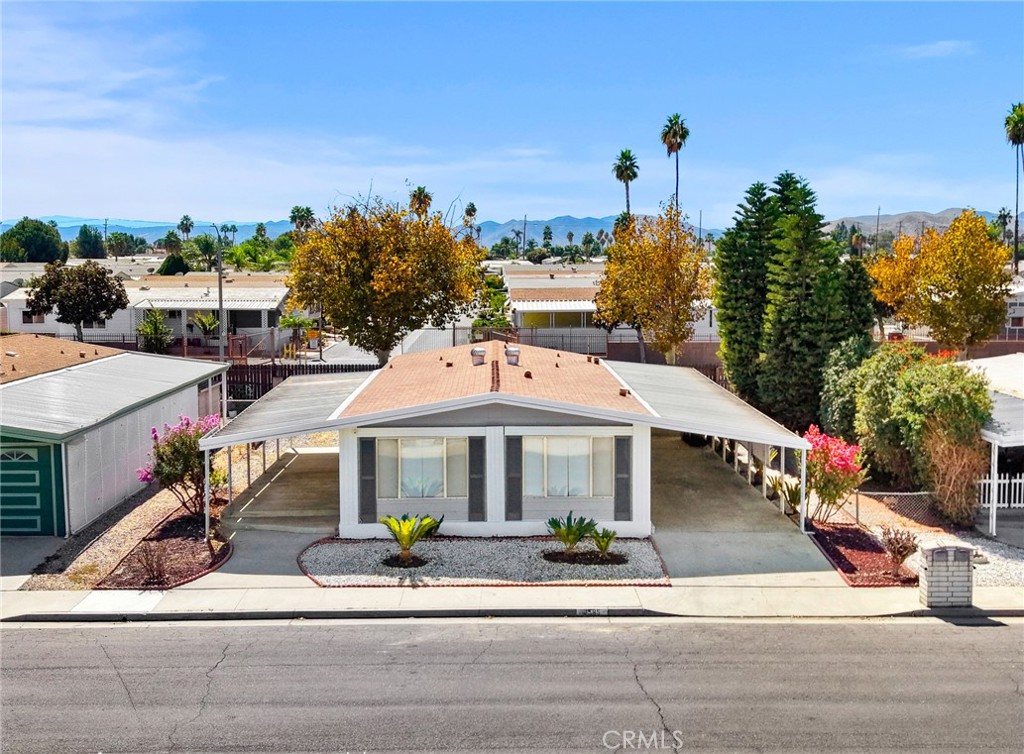 1585 Cabrillo Drive — photo