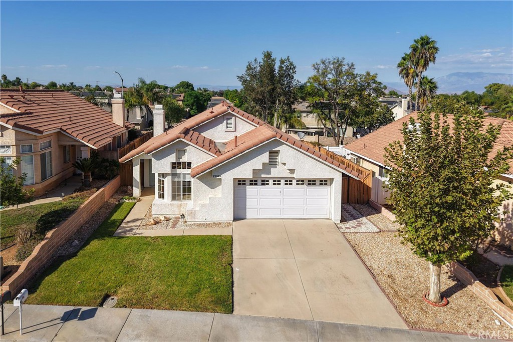 25640 Union Hill — photo