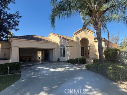 45111 Putting Green Court — photo