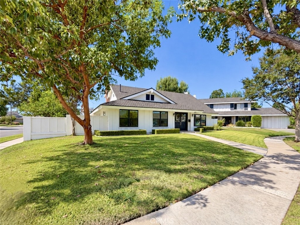17441 Village Drive — photo