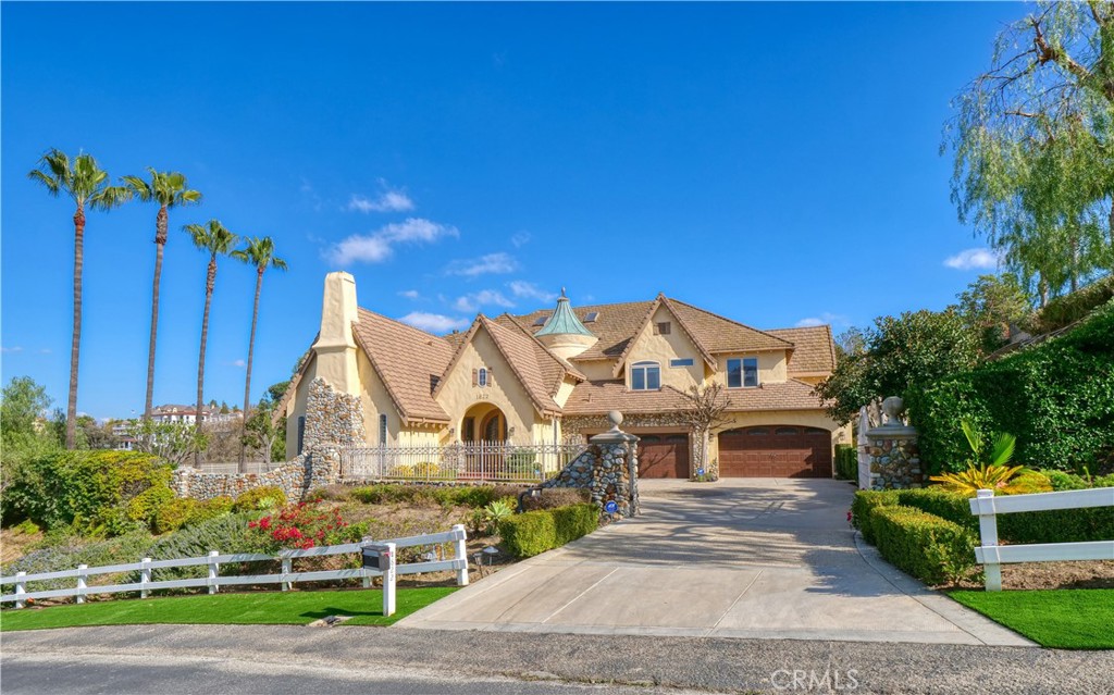 1822 Diamond Knoll Lane — photo