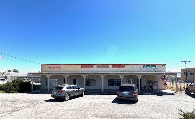 13905 Amargosa Road — photo