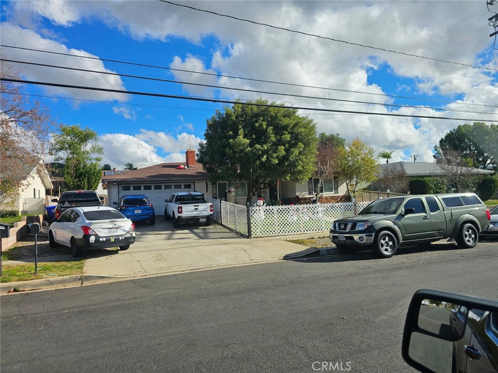 12779 Douglas — photo