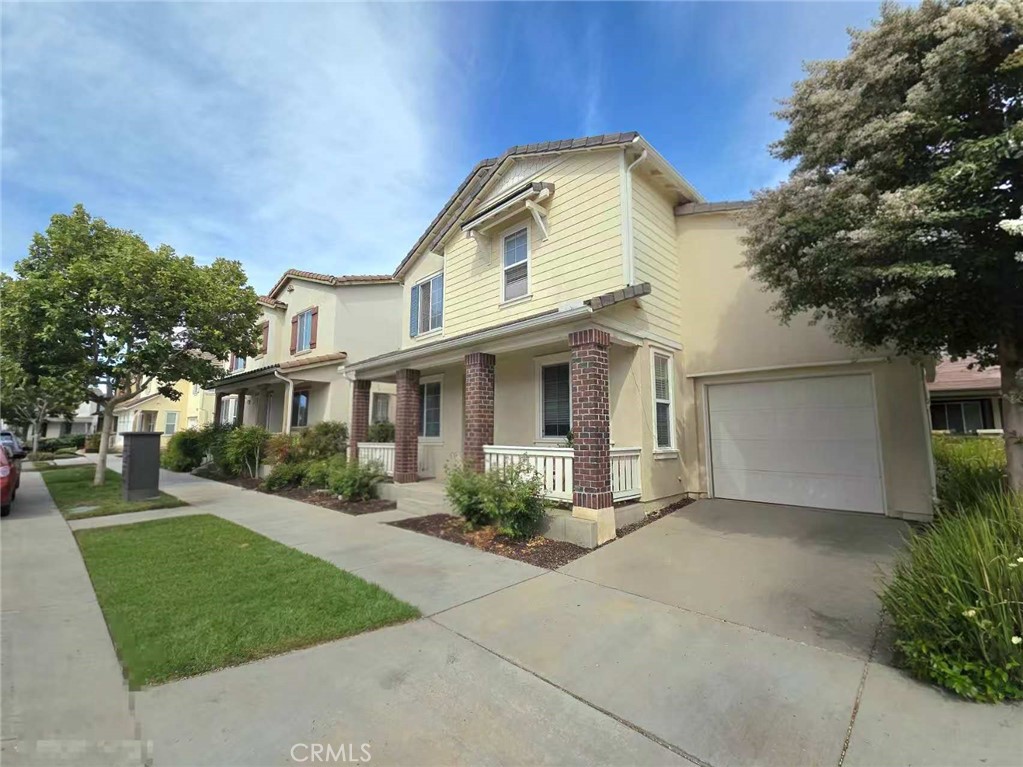 31917 Red Pine Way — photo
