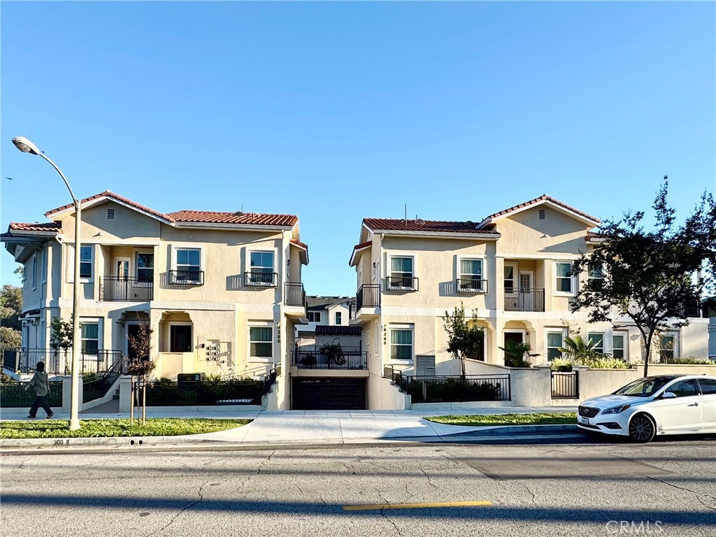 300 E Alhambra Road E — photo