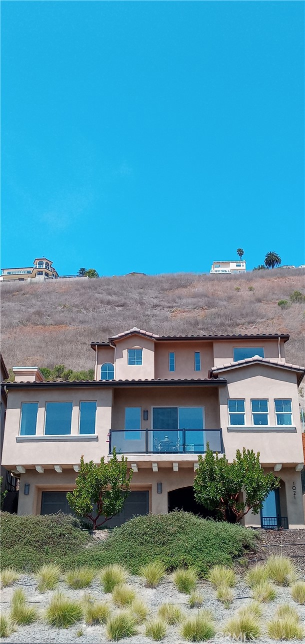 1021 Canyon Lane — photo