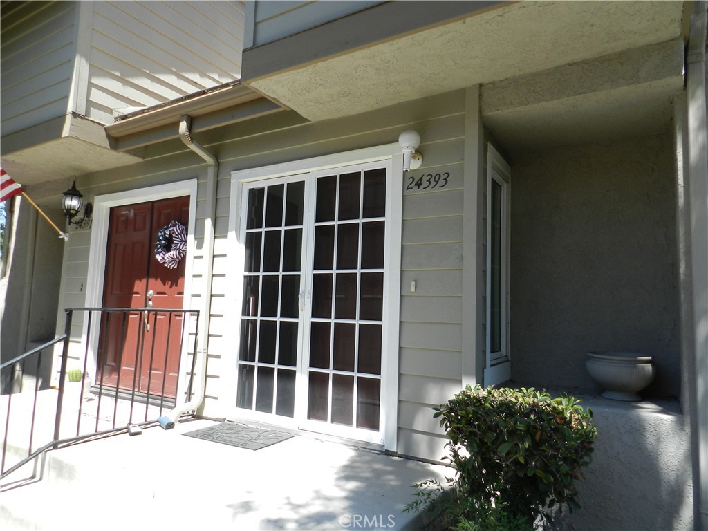 24393 Hillsdale 18 — photo