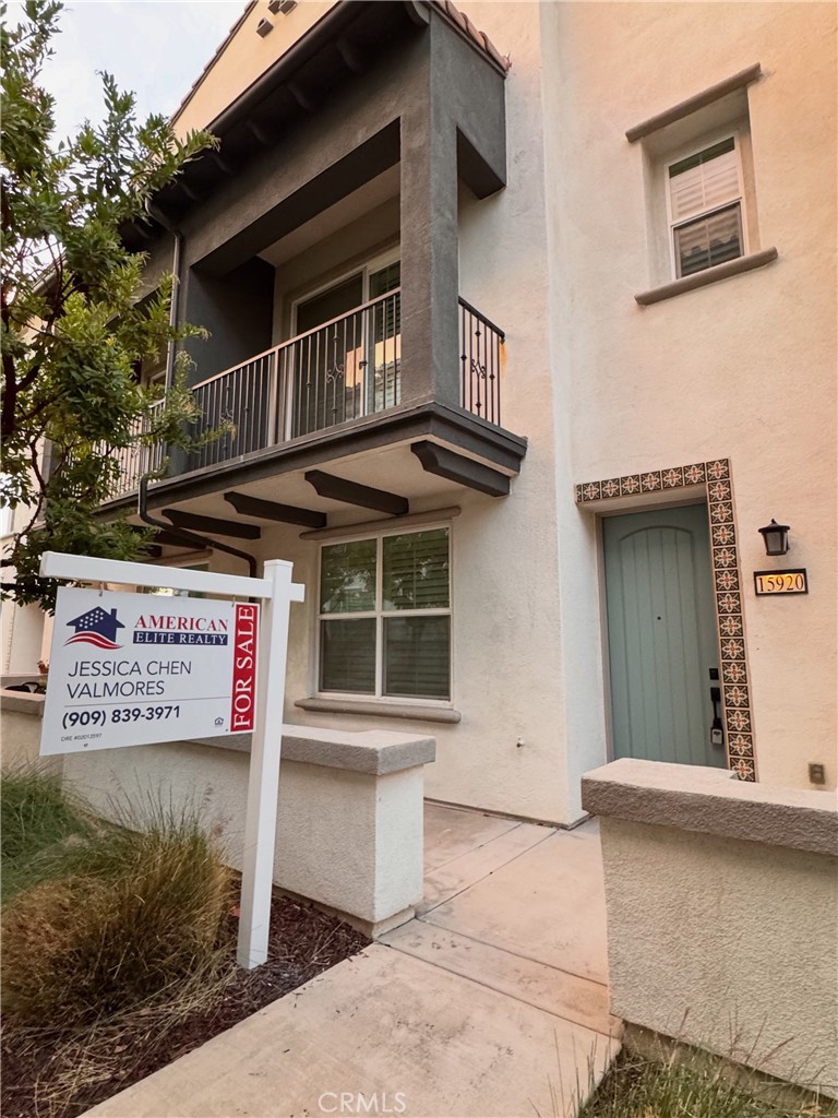 15920 Ellington Way — photo