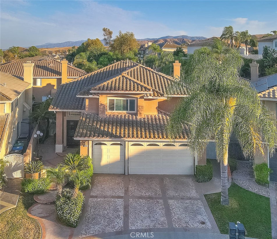 6147 Geanie Court — photo