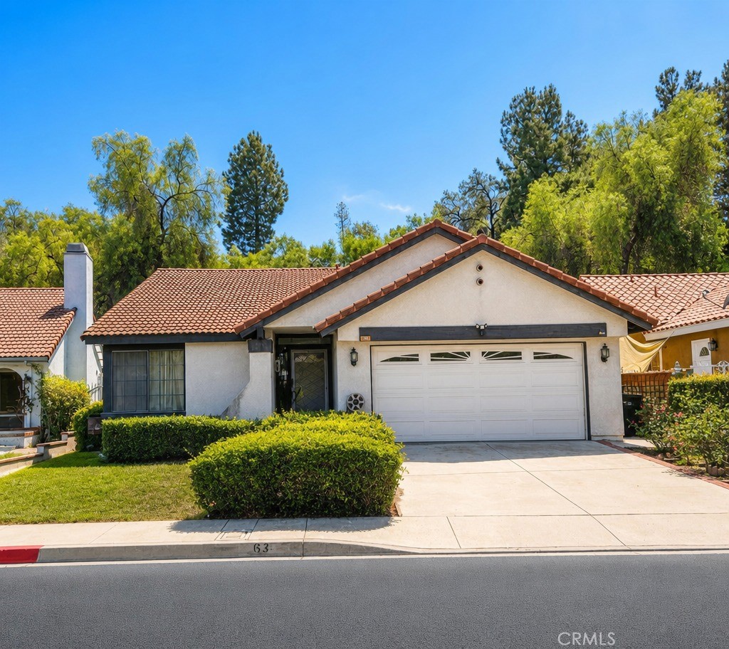 63 Rainbow Ridge — photo