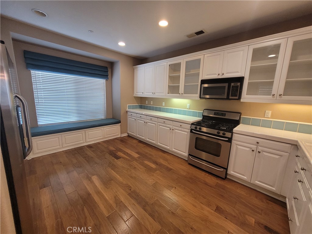 4022 Sutton Court, Riverside, CA 92501 — photo 2