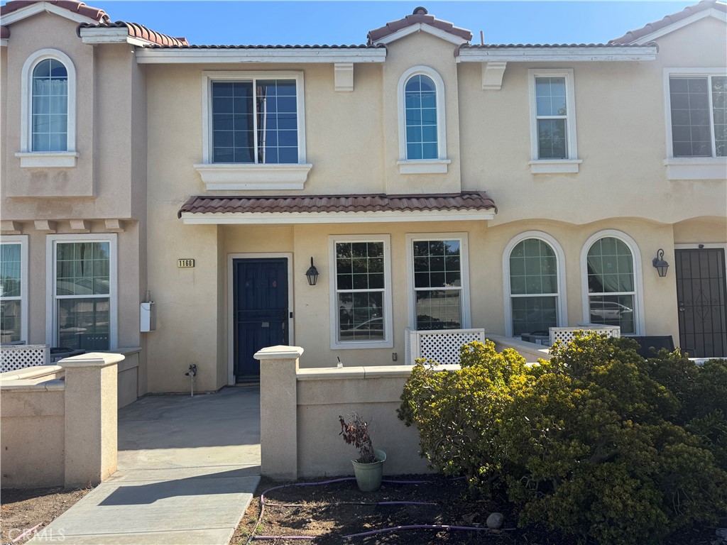15447 Pomona Rincon 1160 — photo