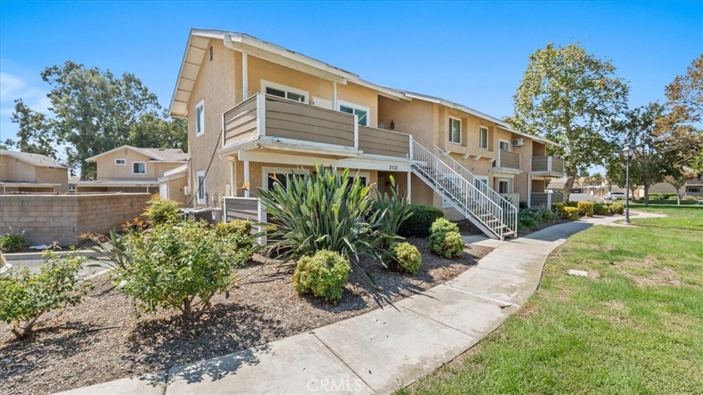 3732 Oak Creek H — photo