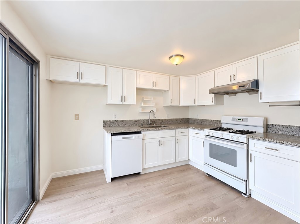 5640 Riverside Dr 116 — photo