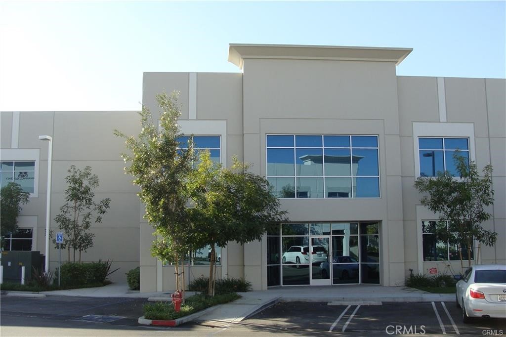 511 S Harbor U — photo