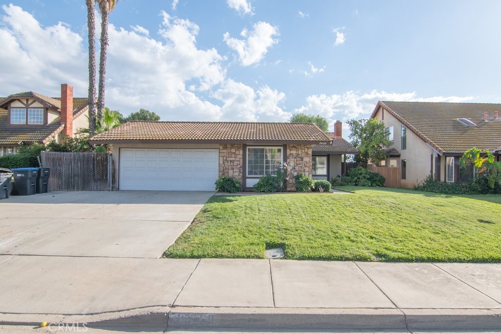 24129 Royale Street — photo