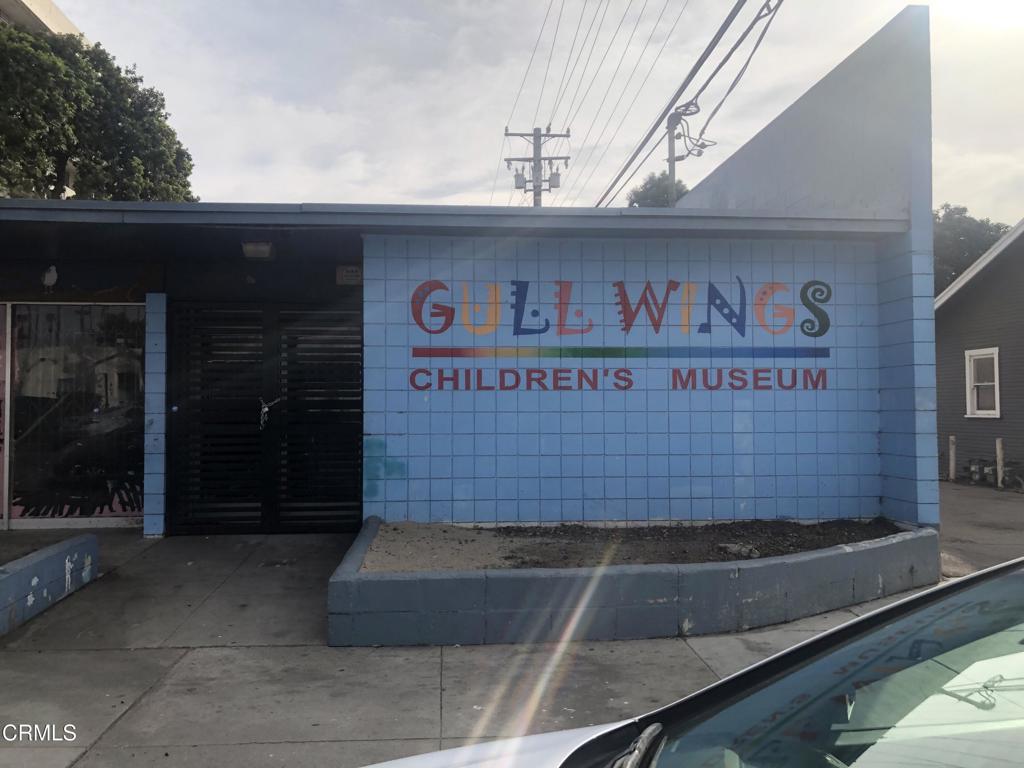 418 W 4th Street — photo