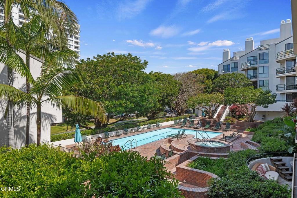 2920 Neilson Way 304 — photo