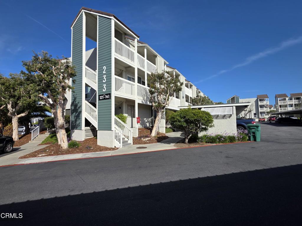 233 S Ventura Road S 123 — photo