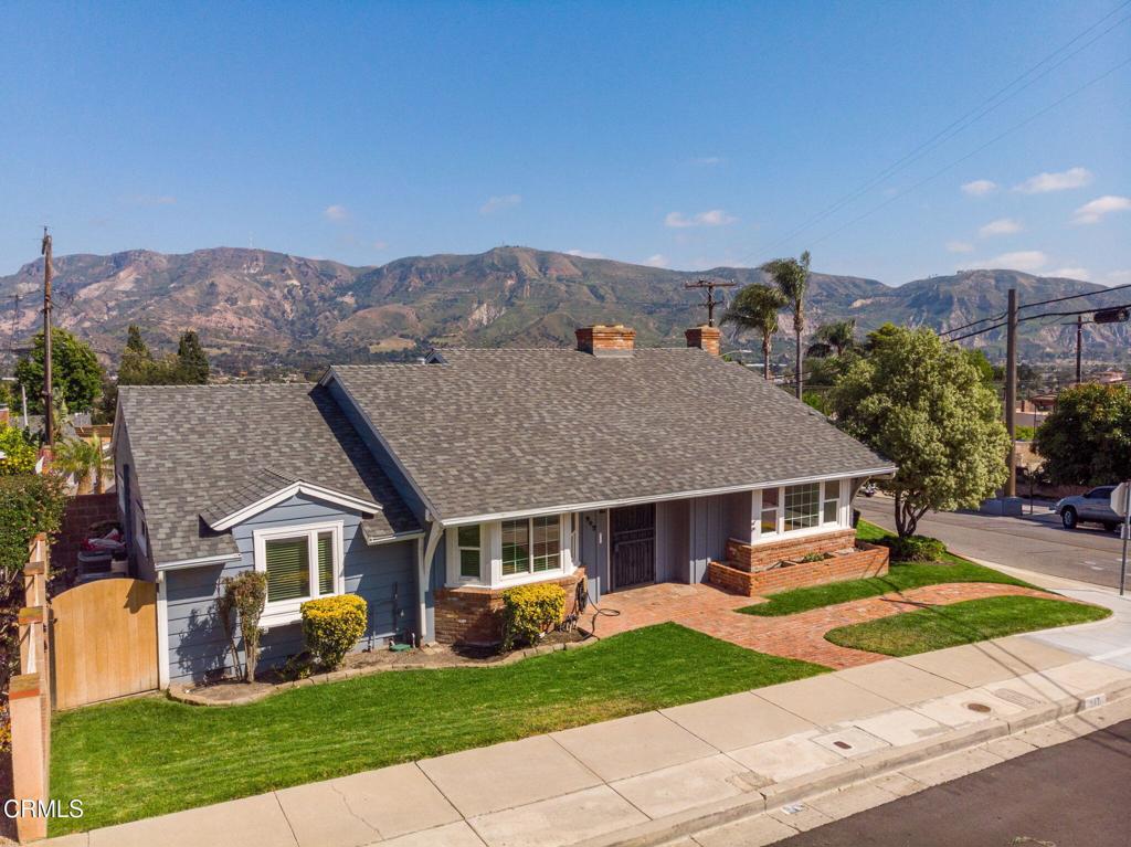 942 Loma Vista Place — photo