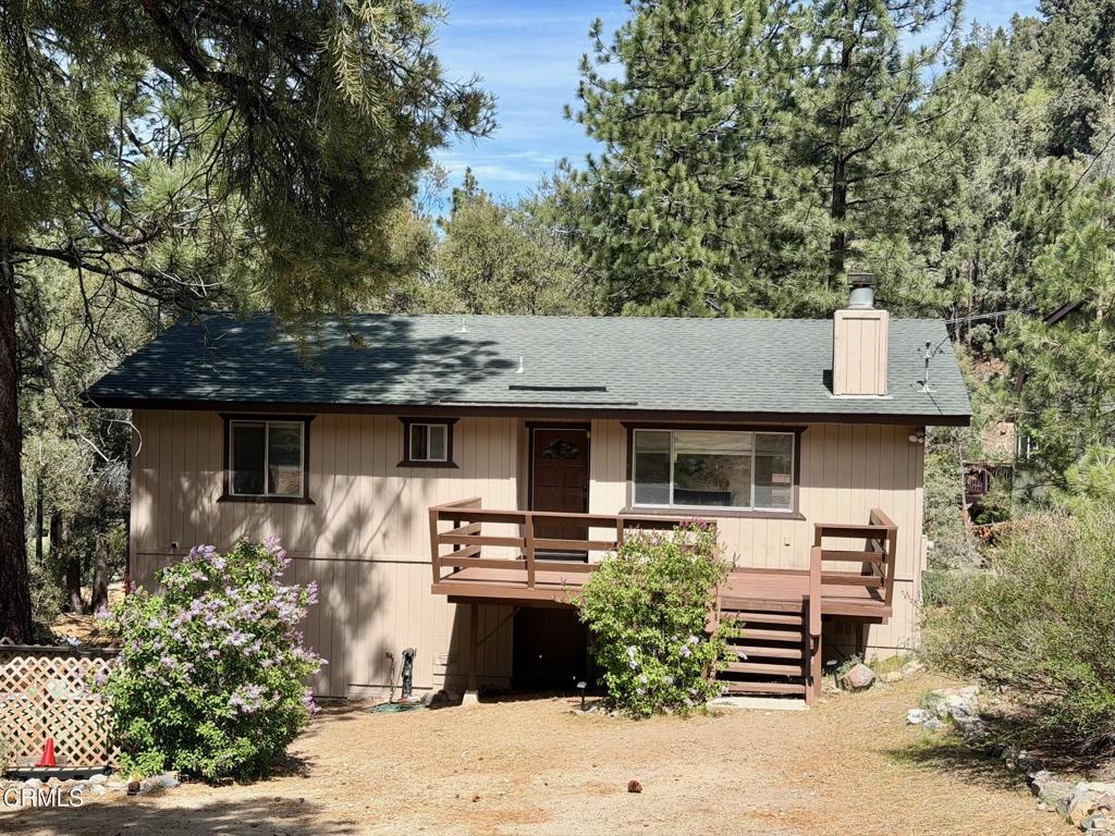 1716 Lassen Way — photo