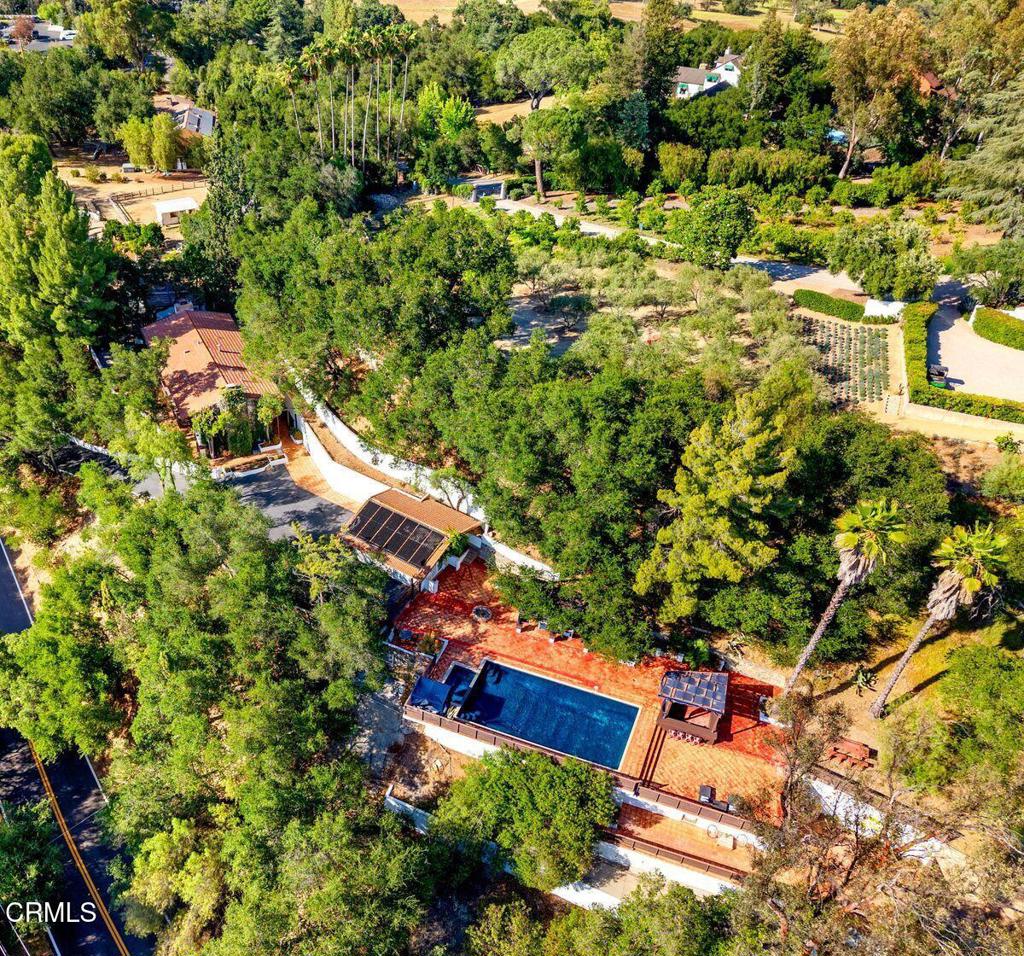 1002 Country Club Drive — photo