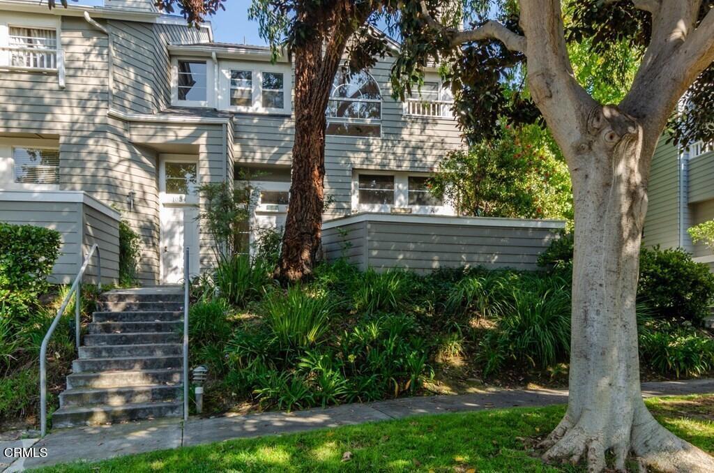 1044 Gilbert Lane — photo