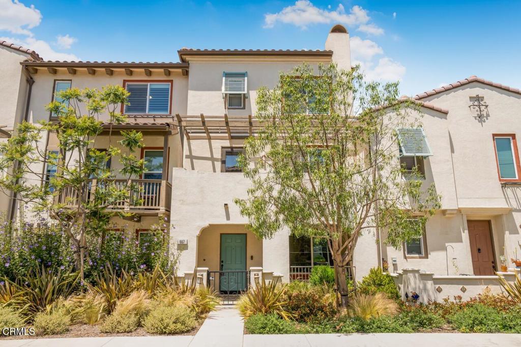 667 Pedro Street — photo