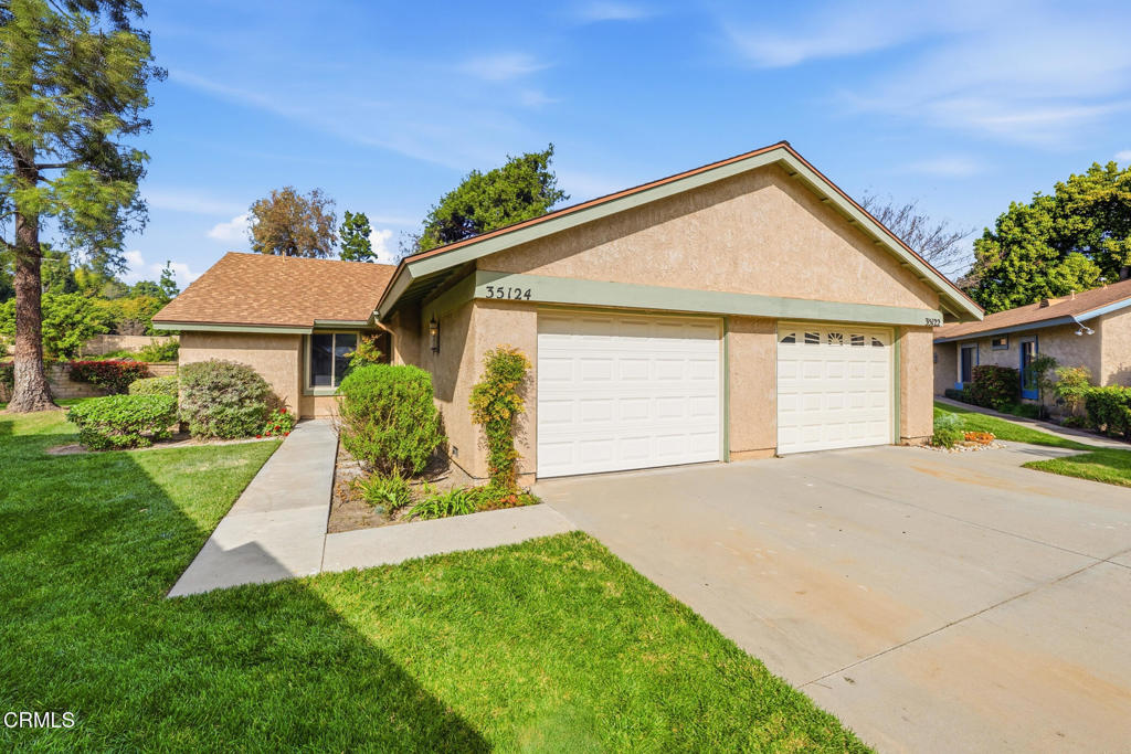 35124 Village 35 — photo