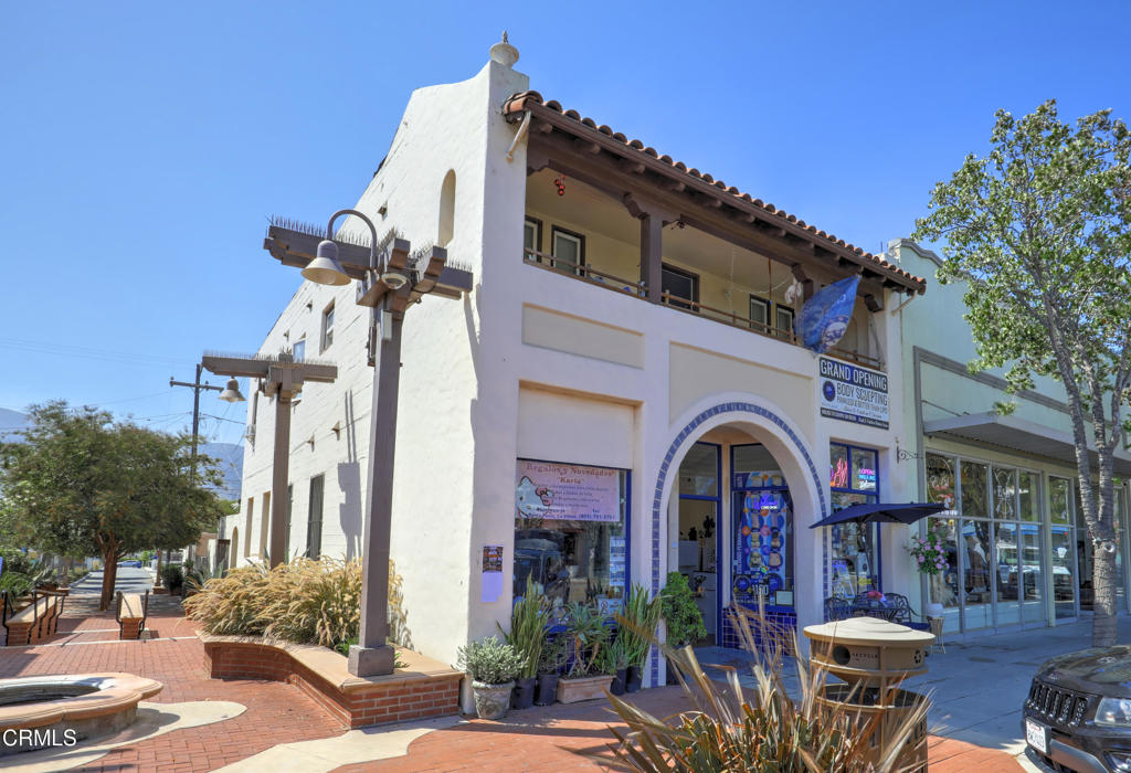824 E Main Street — photo