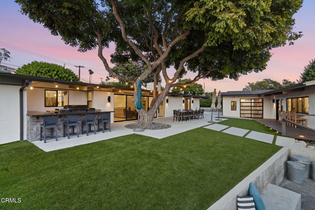3310 Foothill Road — photo