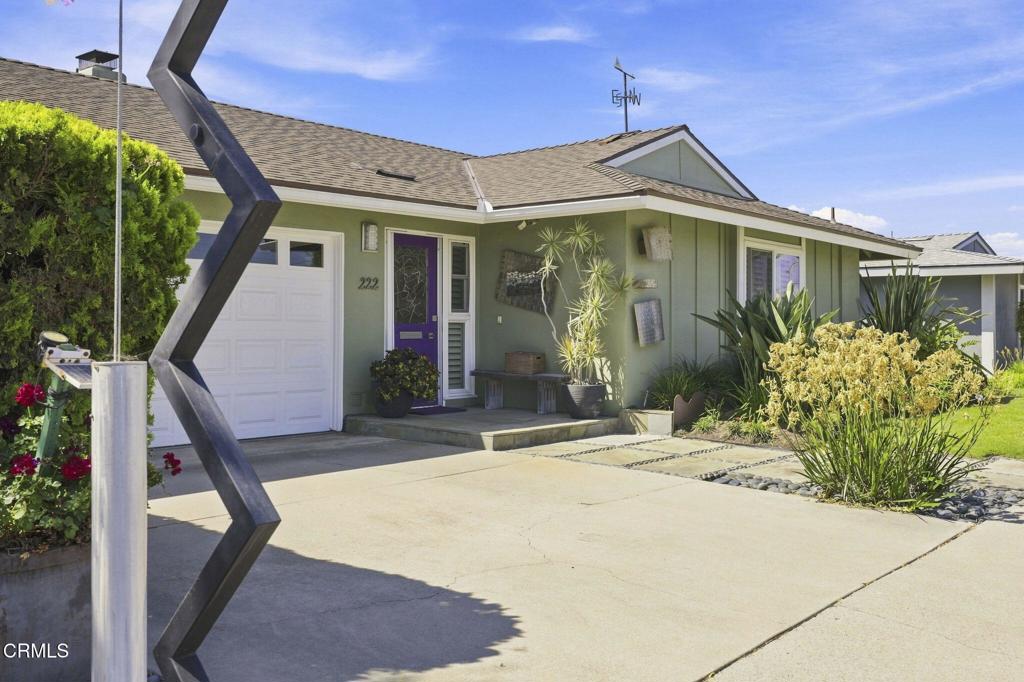 222 E Garden Green — photo