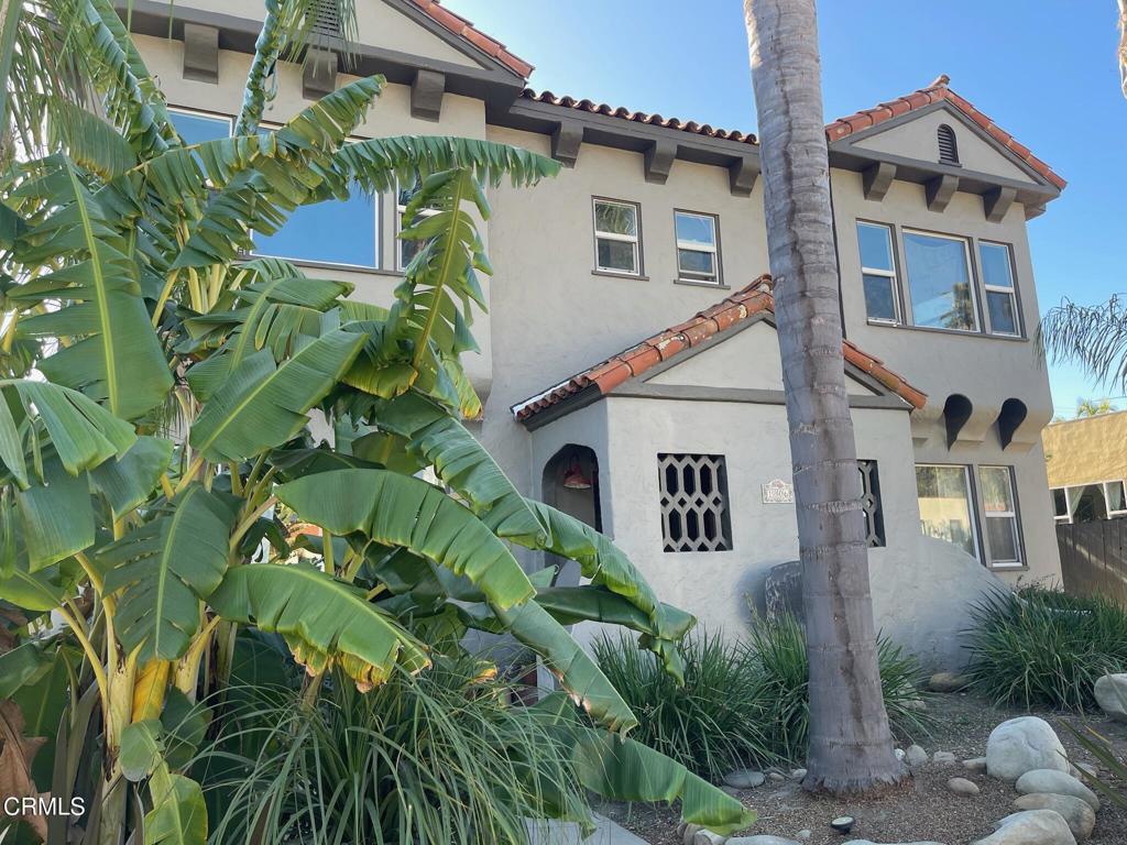 1806 Evans Avenue C — photo