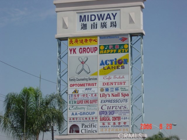 10412 10520 Lower Azusa Road — photo