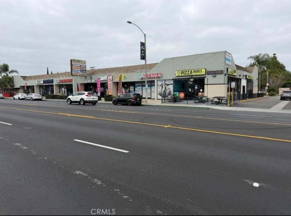 839 S Harbor Blvd 9 — photo