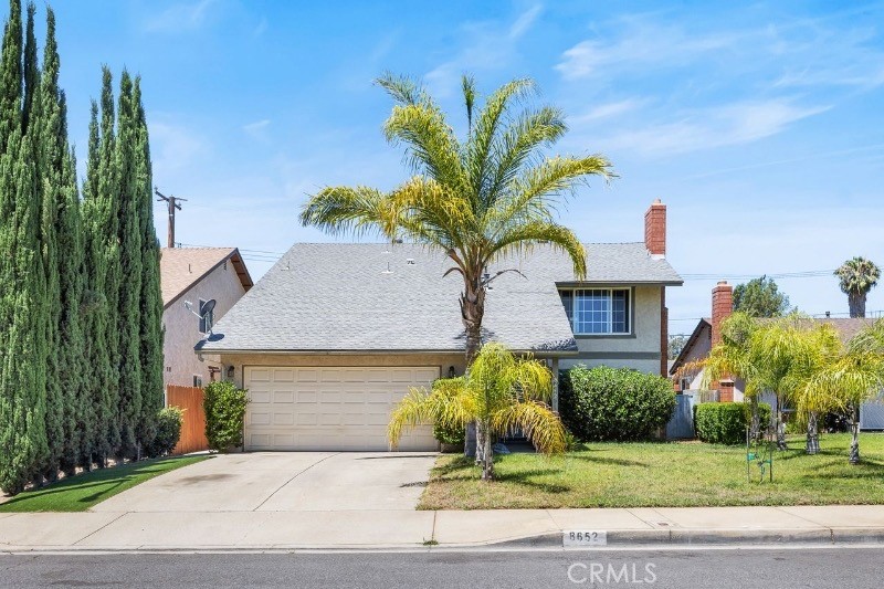 8652 Willow Drive — photo