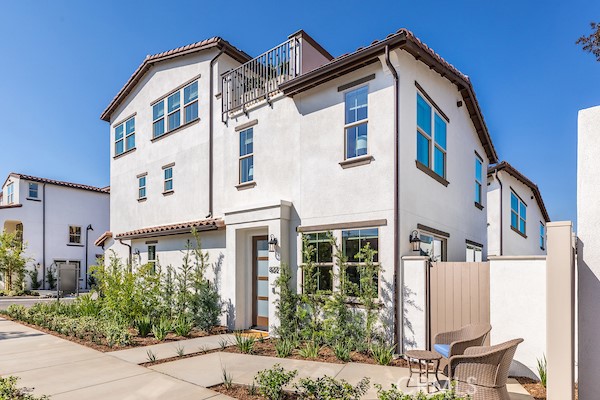 828 E Florista Lane — photo
