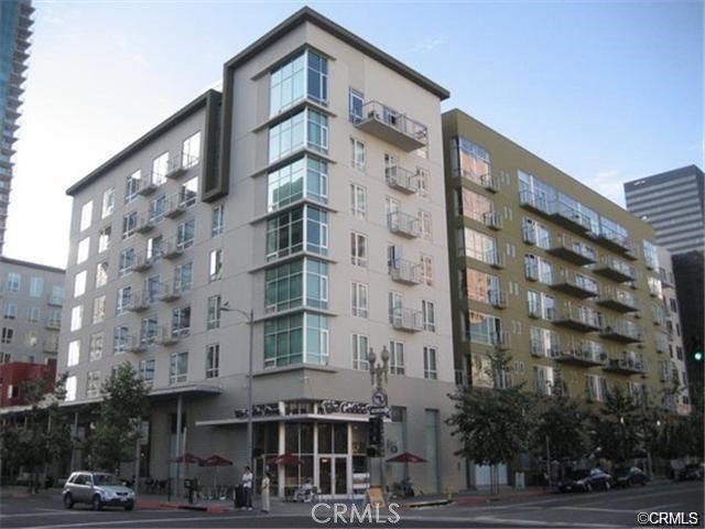645 W 9th Street 618 — photo