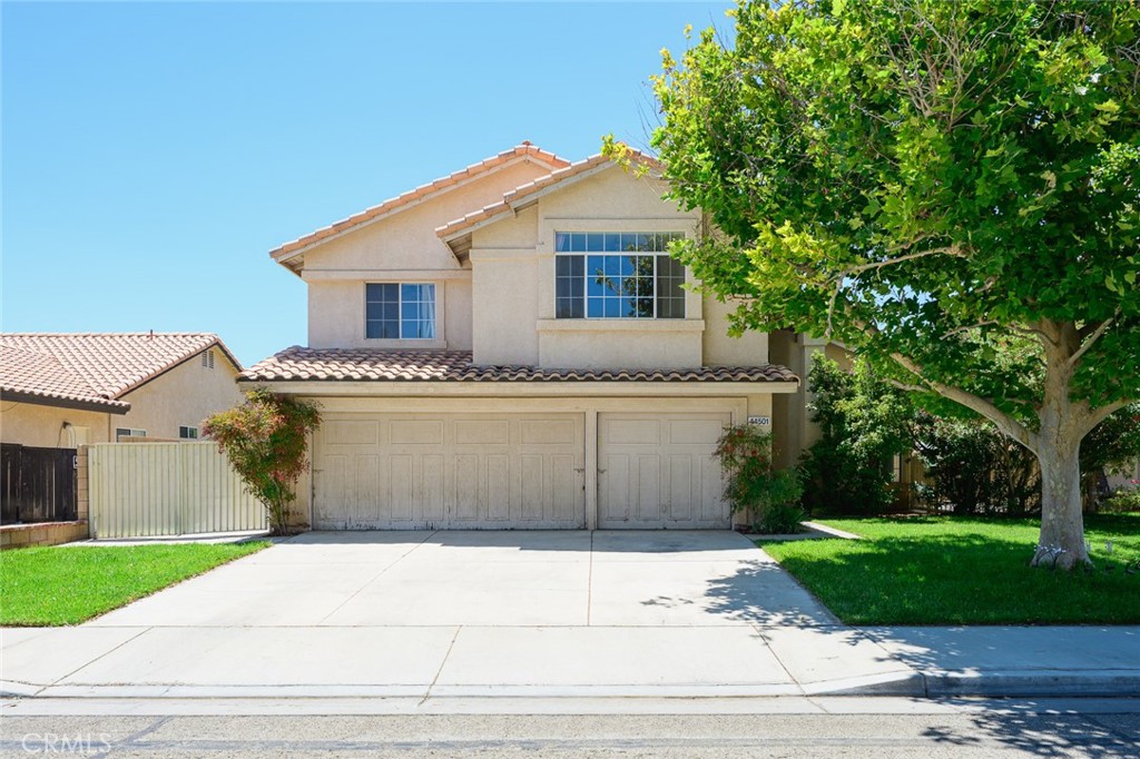 44501 Sandhurst Lane — photo
