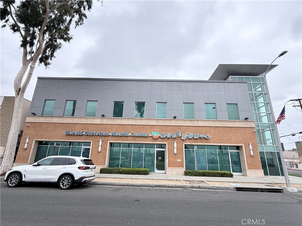 8841 Garvey Ave — photo