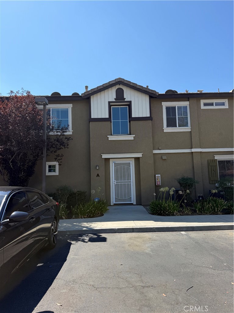 25898 Iris Avenue a — photo
