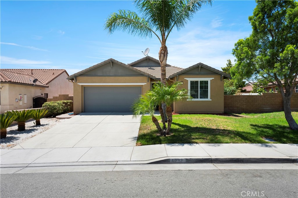 6727 Carnelian Street — photo