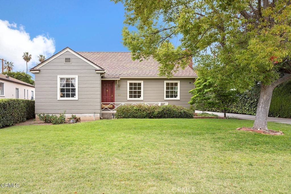 2963 Sheffield — photo