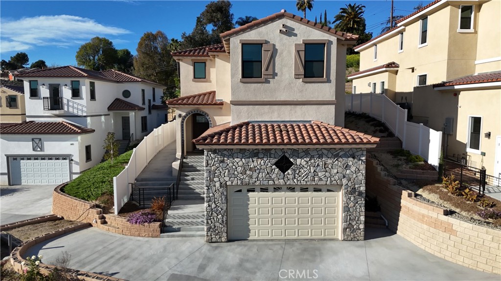 681 Castlehill Drive — photo