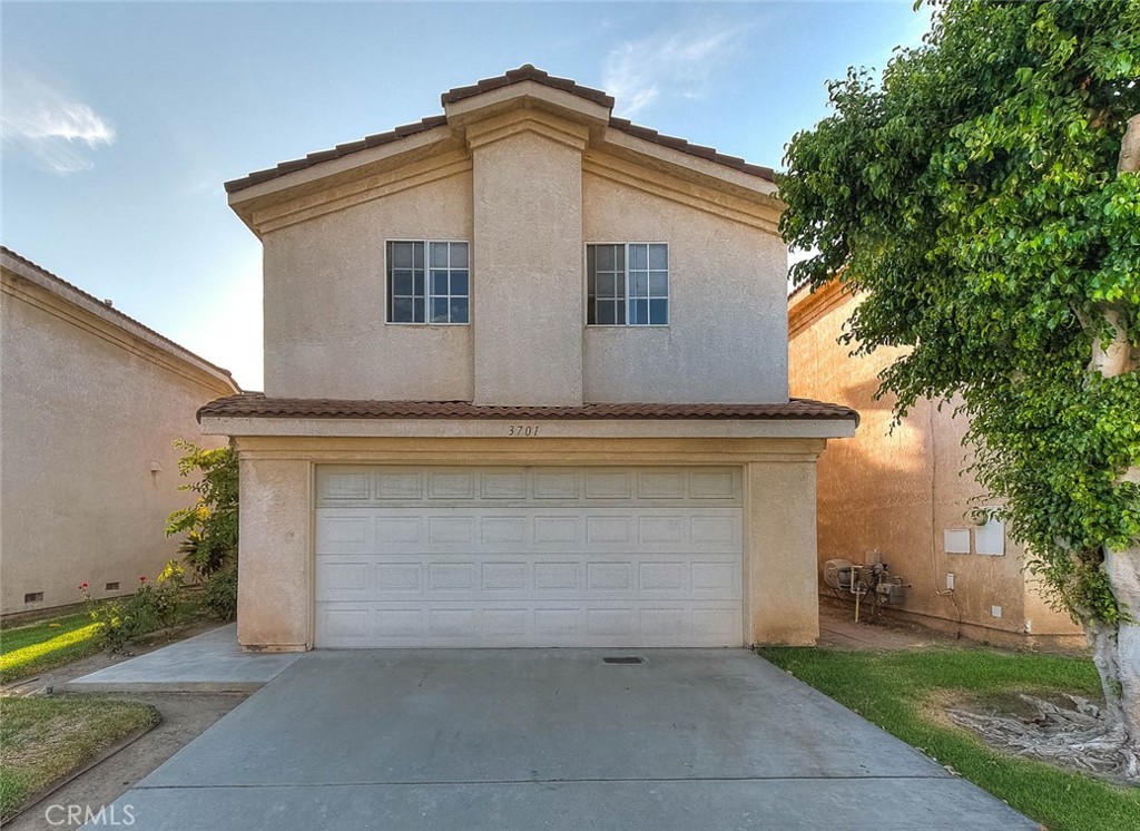 3701 Summer Lane — photo