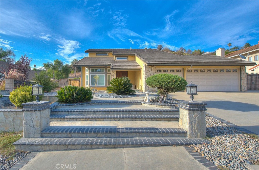 20739 E Walnut Canyon — photo