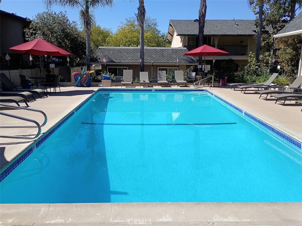2473 Loma Vista — photo