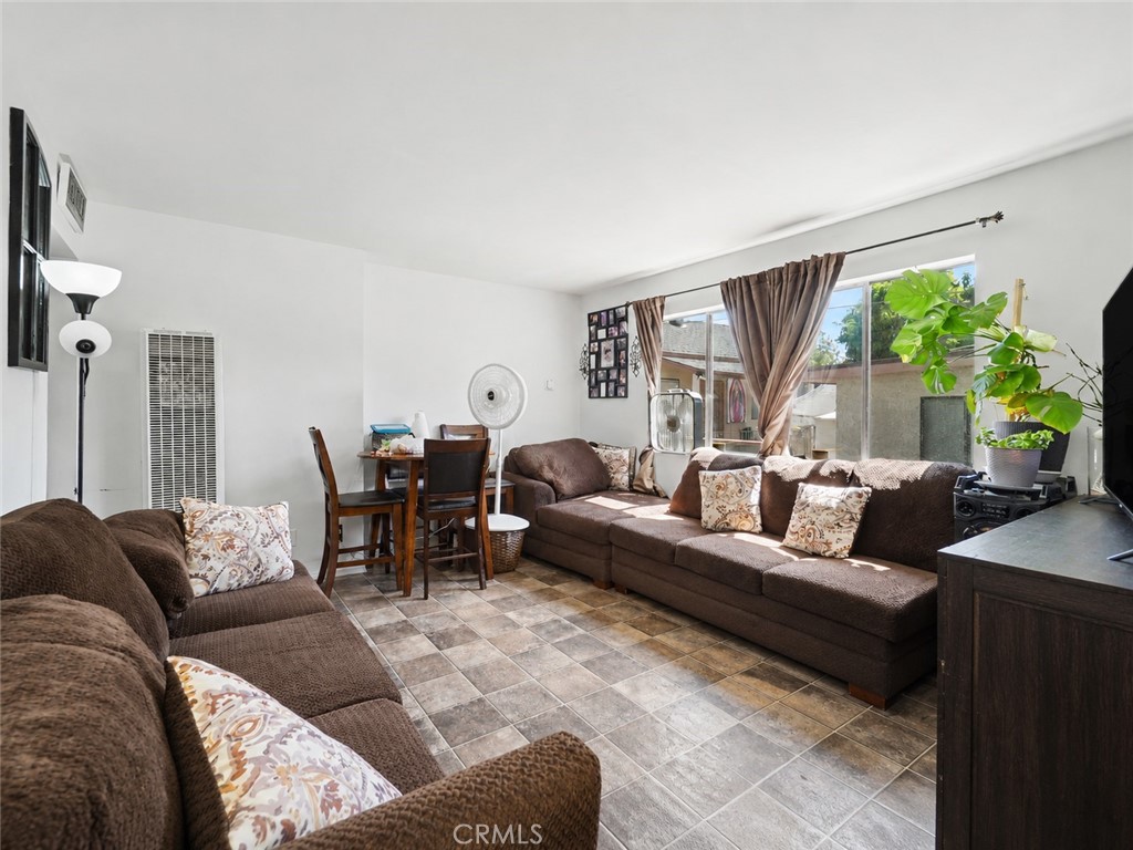 3249 E 4th, Los Angeles, CA 90063 — photo 3