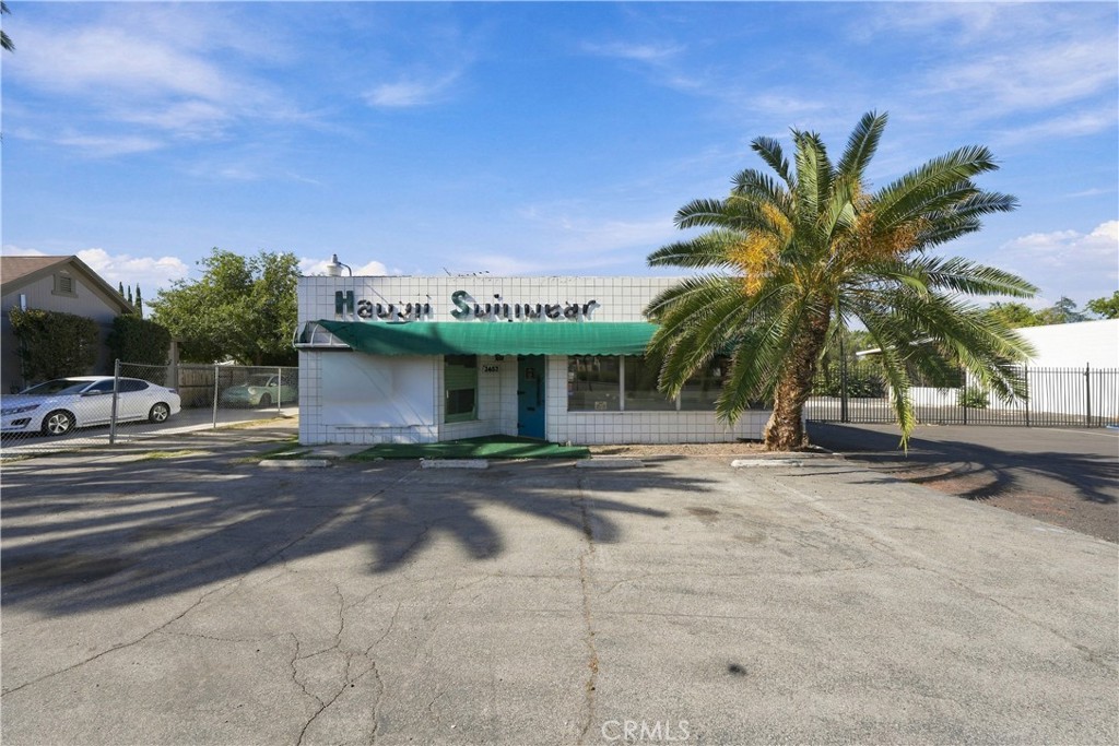 3652 Van Buren — photo